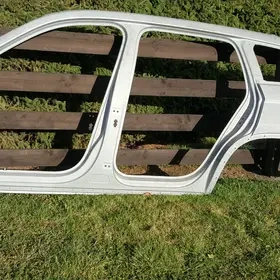 ŠKODA KODIAQ. BOČNICE VYREZOVE DILY