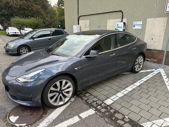 Tesla model 3 LR FSD 19 kola