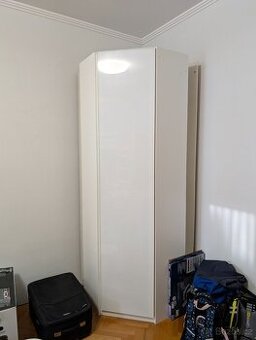 Šatní skříň IKEA PAX - rohová