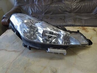 Světlo, lampa, Peugeot 4007