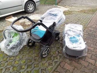 Kočárek s autosedačkou