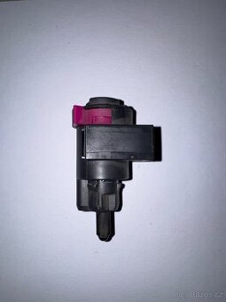 Brzdový spínač 4F0 945 459 B – Audi