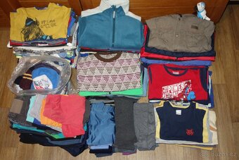 Dětské oblečení 122-128