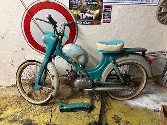 Stadion S22 1960 VAPE a MOTOR PO GO