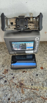 Prodám navigaci Garmin Zumo XT + zamykatelný  držák od Toura