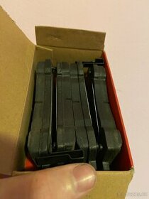 brzdove desticky mazda