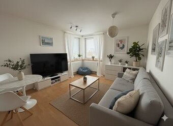 Pronájem nadstandardního bytu 3+kk s terasou a výhledem na Z