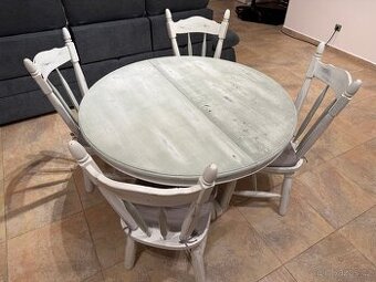 Kulatý jídelní stůl, rozkládací + 5 židlí