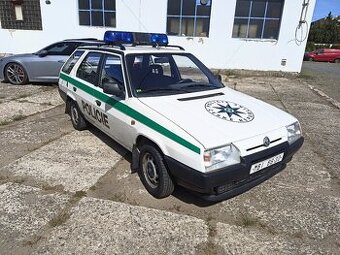 Škoda Forman 135 LX rv 1994 - POLICIE