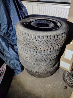 Dacia Dokker Lodgy sada disků zimní pneu R15