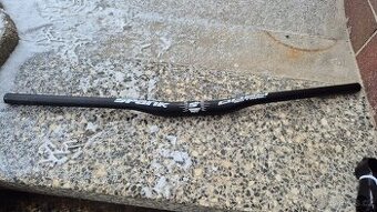 Trailová řídítka Spank Oozy 760 Trail