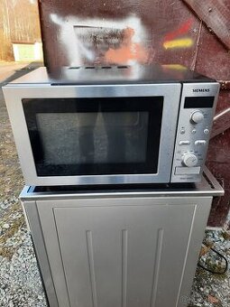 Mikrovlnná trouba Siemens kvalitní
