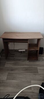 Počítačový stůl