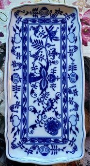 Cibulák - Cechoslovakia výroby, tác cca 31x16 cm