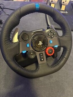 Volant G29 s příslušenstvím