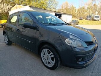 Renault Clio 1.2i 55 Kw 4 Valec Bez Koroze Slušní Stav