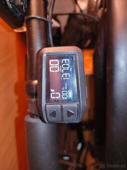 Zánovní elektrokolo Rockrider E-ST 500 (vel. M) + EXTRA BATE