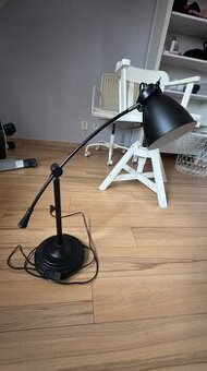 Stolní lampa černá, včetně led žárovky, polohovací
