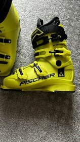 Dětské lyžařské boty Fischer RC4 JR 70 vel. 24,5cm EU 38