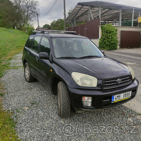 Toyota RAV4 benzín 2.0 110kw