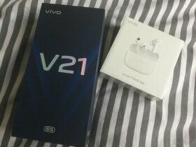 Prodám mobil ViVO V21bezdrátové sluchátkaKLIDNĚ I VYMĚNA