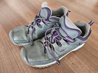 Boty Keen Targhee low vel. 35