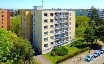 Prodej bytu-garsoniéra 32m2 ul. Brožíkova, Hradec Králové.