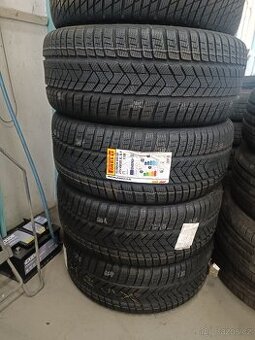 Zimní 275/45/20 Pirelli