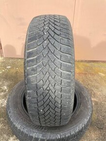 Pneu 215/60/R17 zimní