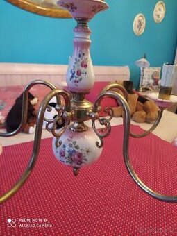 Malovaný porcelánový lustr