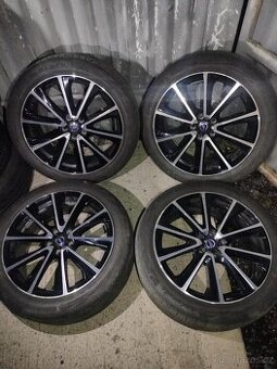4ks alu disky orig. Volvo 5x108 R19 pneu 5mm 235 /45 r19
