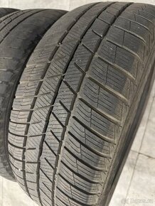Zimni pneumatiky 235/55R18 Barum Polaris 5