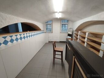 pronajmu kancelář 19m2 - 1