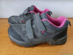 Trekové boty AlpinePro vel. 34 (stélka 22,8 cm)