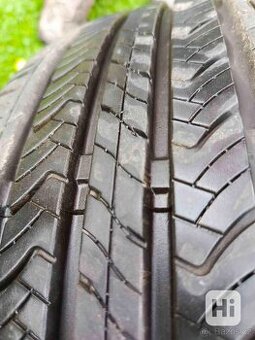 Pneu 215/55 R17 94V M+S