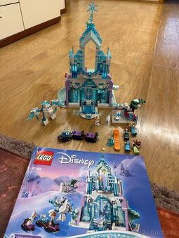 Lego frozen zámek