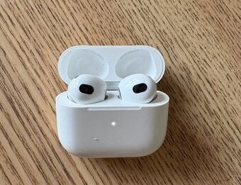Apple AirPods (3. generace) s MagSafe