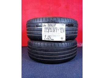 225/45 R19 92 W LETNÍ Dunlop Sport Maxx 2