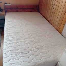 Postele ve stylu palet
