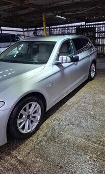 BMW f10 520 d anglické auto