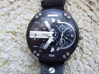 Náramkové hodinky Diesel DZ - 7313 111504 s novými bateriemi
