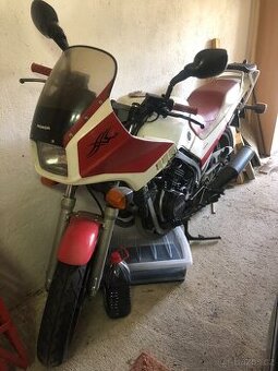 HONDA VF500F