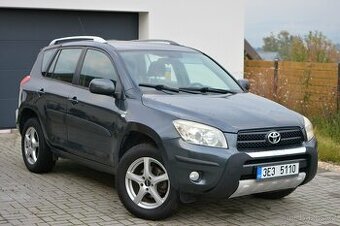 Toyota Rav4 2.2D 100kW, 4x4, SUV, Manual - 1