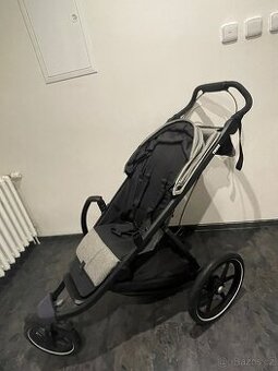 Kočárek Thule Glude šedý melír s korbou