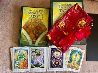 Crowley Tarot s knihou a pouzdrem