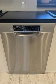 Myčka Bosch nerezová 60cm