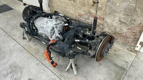 Tesla 3 - zadní náprava / motor / ramena