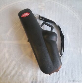 pevný kufr SKB na saxofon