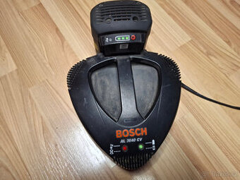 Nabíječka Bosch D-70771 s 36V aku. Bosch AL 3640 CV