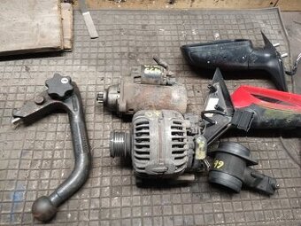 Škoda Octavia 1.9 TDI 66 kW - Díly z vozu